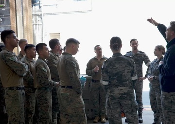 BRoll: MRF-D 24.3 Marines tour HMAS Adelaide