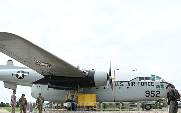 Atterbury-Bakalar Air Museum B-Roll