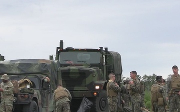 National Guard and Marines refuel Apaches