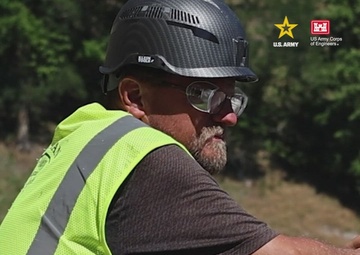 Proper wear of PPE at a Corps Project