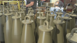 Iowa Army Ammunition Plant Employee Un-banding M795 Round Cartridge Case