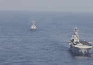 Wasp conducts operations with USS Roosevelt