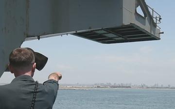 USS Ronald Reagan (CVN 76) arrives at San Diego