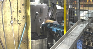 Billet Saw Cutting Billets from Steel Bars