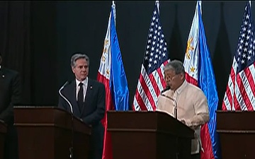 U.S., Philippine Officials Brief the News Media