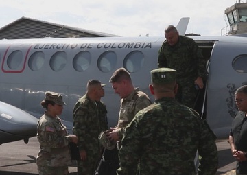 Brig. Gen. Phil Ryan visits U.S., Colombian paratroopers during Hydra III exercise