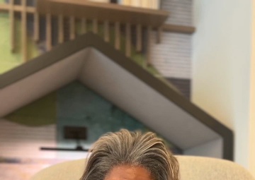 Educator Gives View on U.S. Army Tour