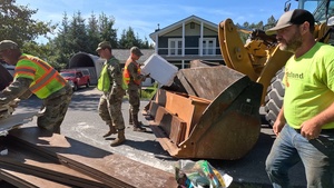 Alaska Organized Militia collaborates with Local and State Agencies to Clear Disaster Debris in Juneau