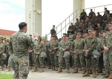 5th Anglico Conducts Gas Chamber Training