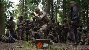 NATO Allies provide army training for Ukrainian civilians