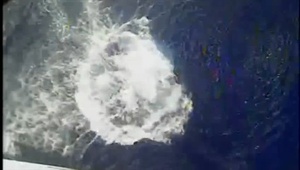 U.S. Coast Guard rescues 3 fishermen after vessel sinks off Honolulu