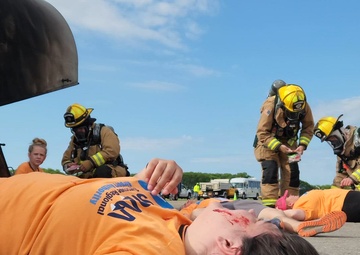 174th Attack Wing Firefighters Participate in Syracuse Regional Airport Authority Disaster Drill