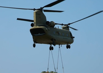 Guard Soldiers conduct Slingload Training for Bridging Operations Exercise
