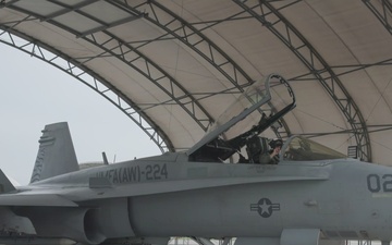 2nd MAW commanding general flies in F/A-18C Hornet (B-Roll)