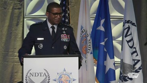 Transcom Commander Addresses Transportation Group