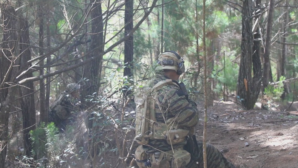 DVIDS - Video - 3-4 CAV Trains Alongside JGSDF During JPMRC 25-01