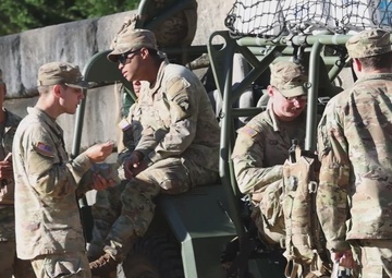 Screaming Eagle Soldiers Coordinate and Execute Relief Efforts