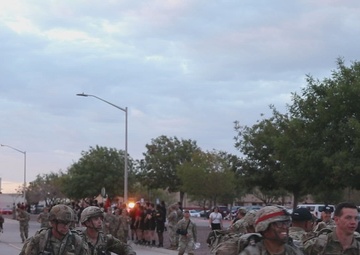 Fort Bliss Soldiers take part in final E3B event; E3B award ceremony