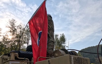 Guardsmen Support Efforts to Restore East Tennessee Communities, Flying Flag as Symbol of Unity