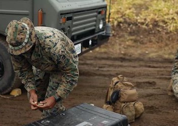KS 25 | 12th MLR Marines Establish Fire Direction Center
