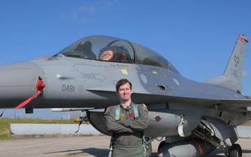 DJ Alan Walker takes to the skies with the 480th Fighter Squadron