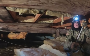 Crews work to repair flood-damaged homes as winter approaches in Kotzebue