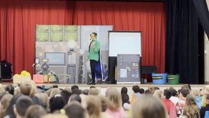Captain Current Visits Marshall Elementary