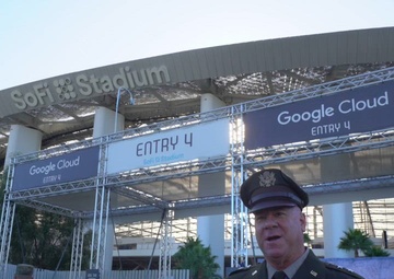 Maj. Gen. Smiley at L.A. Total Army Career Fair