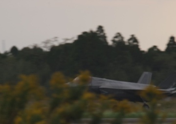 KS 25 | U.S. Marines, JASDF refuel F-35s