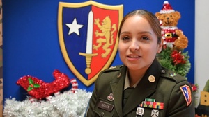 Sgt. Ana Aragon - Holiday Greeting