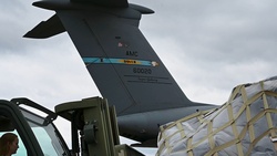 32nd APS loading C-5M Super Galaxy [B-roll]
