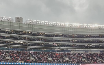 Veterans are honored at 'Salute to Service' Chicago Bears game