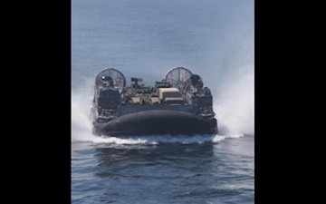 Sailors Conduct LCAC Operations