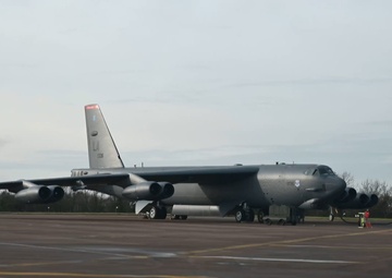 Buccaneers demonstrate global strike capabilities in Norway