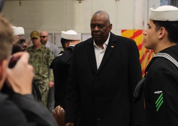 Secretary of Defense Visits USS George Washington
