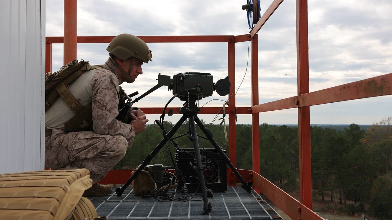 DVIDS - Video - U.S. Marines with 3rd Force Reconnaissance conduct