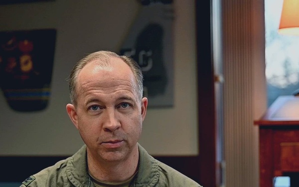 Col Tim Monroe Adreses The Wing : Peer to Peer