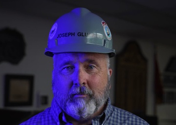 PROfile Joseph Gluckert Shipyard Historian PNSY