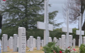 Beale Airmen and Guardians Participate in Local Wreaths Across America Ceremony