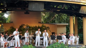 Navy Band Performs Holiday Concert at Hale Koa Hotel