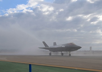 Polish F-35 Lightning IIs Arrive on Ebbing Air National Guard Base