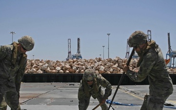 Trident Pier Build to Support Gaza Humanitarian Aid Delivery