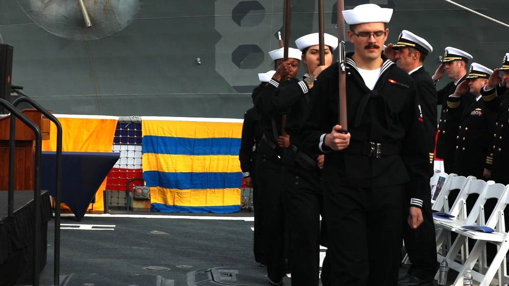 DVIDS - Video - USS Benfold (DDG 65) Holds Change of Command