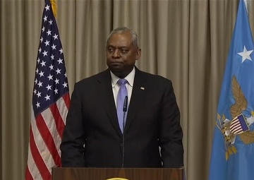 Austin Holds Briefing on Ukraine Defense
