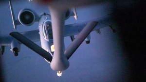 A-10 Thunderbolts conduct aerial refueling over USCENTCOM AOR (stringer)