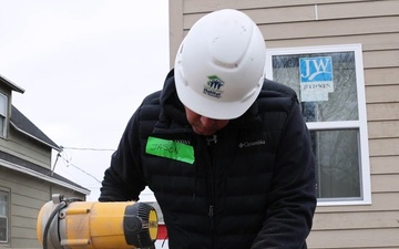 Iowa National Guard Leadership Partners with Habitat for Humanity