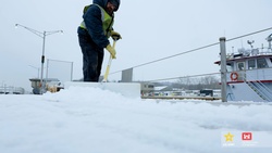 Pittsburgh District continues lock operations through wintery conditions