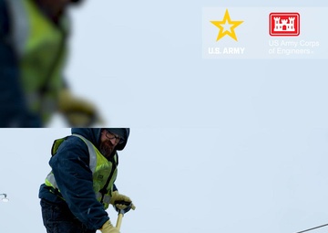 Pittsburgh District continues lock operations through wintery conditions (Vertical / CC)