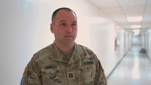 United States Senator visits Oklahoma National Guard Soldiers Preparing to Support 60th Presidential Inauguration