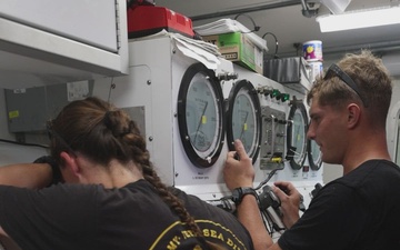 Kwajalein Atoll-7th Engineer Dive Detachment conduct supervisor training